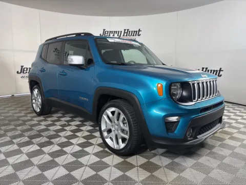 More photos of 2021 Jeep Renegade Latitude at Jerry Hunt Supercenter - Lexington, NC