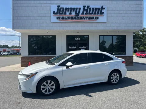 White 2020 Toyota Corolla LE for sale in Lexington, NC