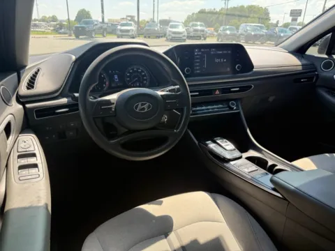 More photos of 2021 Hyundai Sonata SE at Jerry Hunt Supercenter - Lexington, NC