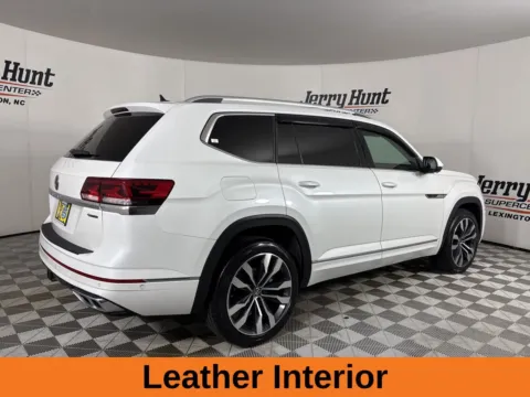 More photos of 2023 Volkswagen Atlas 3.6L V6 SEL Premium R-Line at Jerry Hunt Supercenter - Lexington, NC