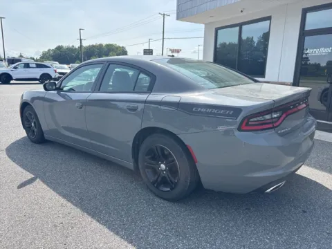 More photos of 2019 Dodge Charger SXT at Jerry Hunt Supercenter - Lexington, NC