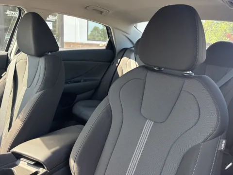 Photos of 2024 Hyundai Elantra SE for sale in Lexington, NC at Jerry Hunt Supercenter - Lexington
