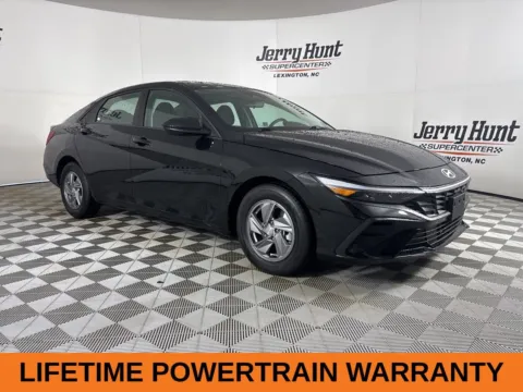 More photos of 2024 Hyundai Elantra SE at Jerry Hunt Supercenter - Lexington, NC