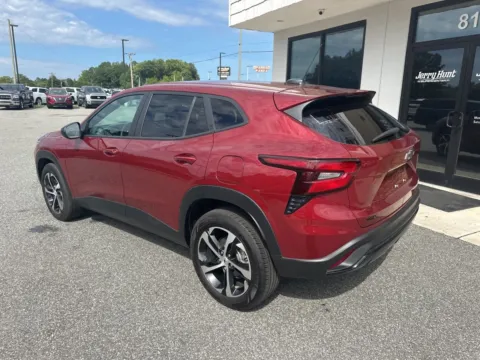 More photos of 2024 Chevrolet Trax 1RS at Jerry Hunt Supercenter - Lexington, NC