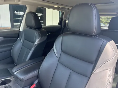 Photos of 2024 Nissan Murano SL for sale in Lexington, NC at Jerry Hunt Supercenter - Lexington