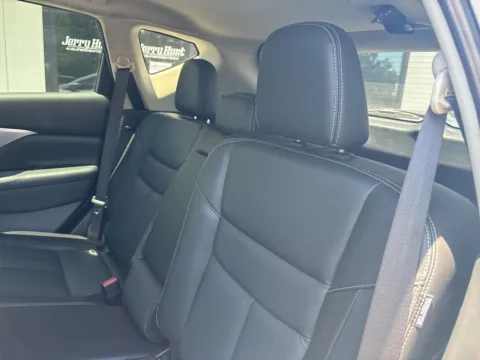 More photos of 2024 Nissan Murano SL at Jerry Hunt Supercenter - Lexington, NC