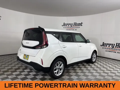 More photos of 2024 Kia Soul LX at Jerry Hunt Supercenter - Lexington, NC