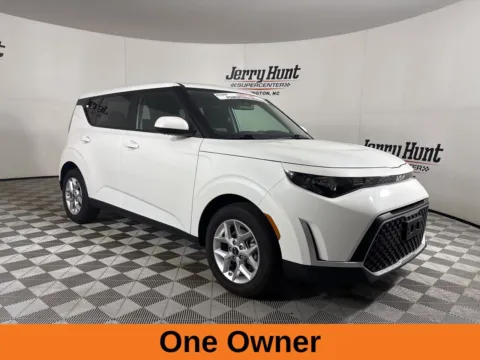 More photos of 2024 Kia Soul LX at Jerry Hunt Supercenter - Lexington, NC