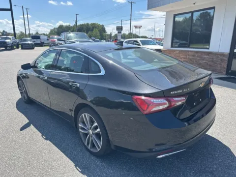 More photos of 2022 Chevrolet Malibu Premier at Jerry Hunt Supercenter - Lexington, NC