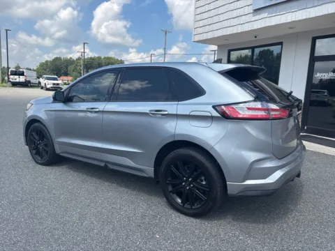 More photos of 2022 Ford Edge ST Line at Jerry Hunt Supercenter - Lexington, NC