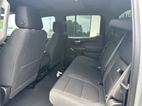 More photos of 2021 GMC Sierra 1500 Elevation at Jerry Hunt Supercenter - Lexington, NC