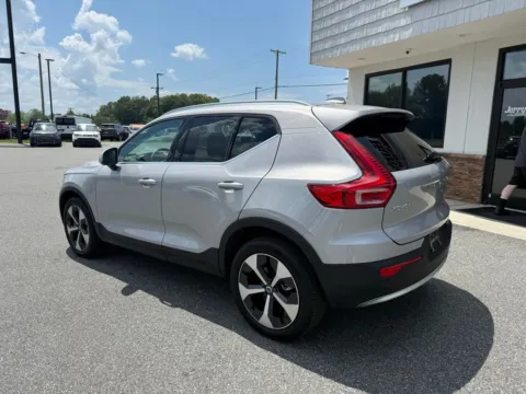 More photos of 2025 Volvo XC40 B5 Plus Bright Theme at Jerry Hunt Supercenter - Lexington, NC