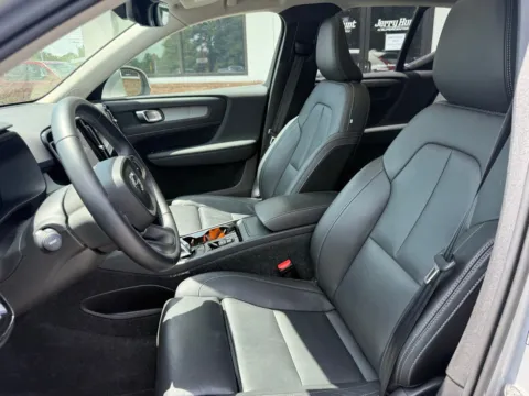 Photos of 2025 Volvo XC40 B5 Plus Bright Theme for sale in Lexington, NC at Jerry Hunt Supercenter - Lexington