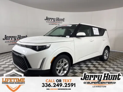 White 2023 Kia Soul LX for sale in Lexington, NC