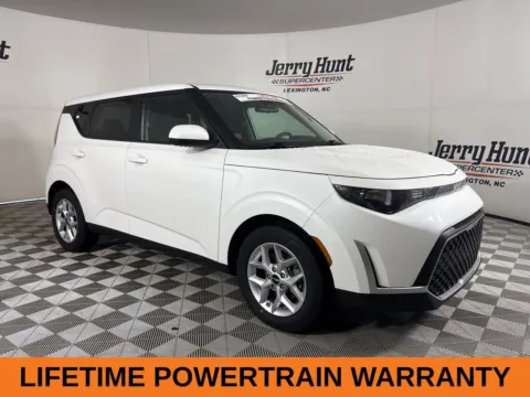 More photos of 2023 Kia Soul LX at Jerry Hunt Supercenter - Lexington, NC