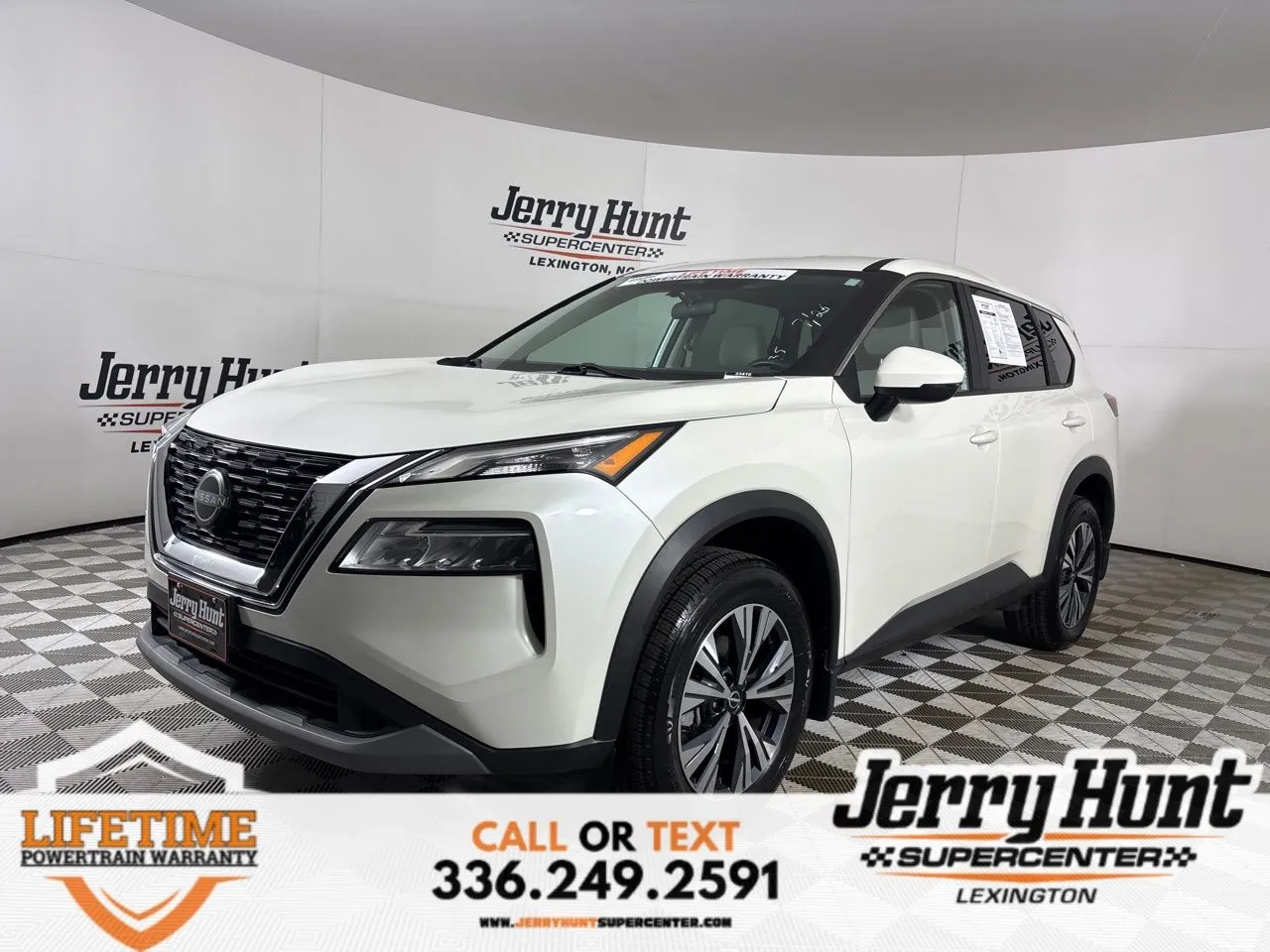 White 2022 Nissan Rogue SV for sale in Lexington, NC