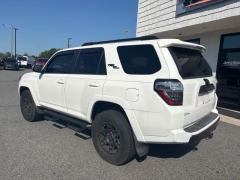 More photos of 2019 Toyota 4Runner TRD Off-Road Premium at Jerry Hunt Supercenter - Lexington, NC