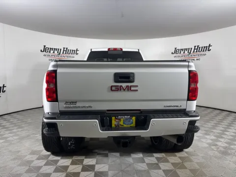 More photos of 2018 GMC Sierra 3500HD Denali at Jerry Hunt Supercenter - Lexington, NC