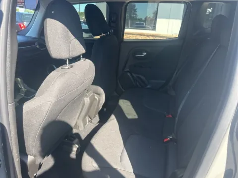 More photos of 2021 Jeep Renegade Sport at Jerry Hunt Supercenter - Lexington, NC