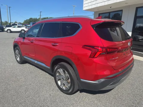 More photos of 2022 Hyundai Santa Fe SEL at Jerry Hunt Supercenter - Lexington, NC