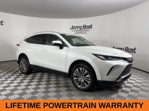 More photos of 2022 Toyota Venza XLE at Jerry Hunt Supercenter - Lexington, NC