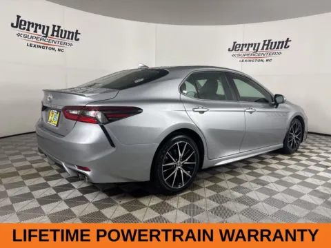 More photos of 2023 Toyota Camry SE at Jerry Hunt Supercenter - Lexington, NC
