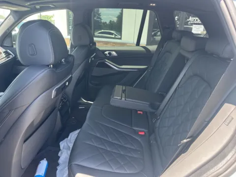 More photos of 2025 BMW X5 xDrive40i at Jerry Hunt Supercenter - Lexington, NC