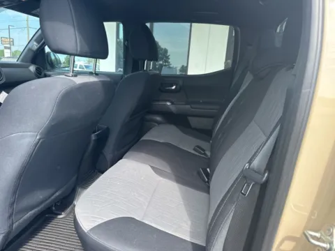 More photos of 2020 Toyota Tacoma TRD Off-Road at Jerry Hunt Supercenter - Lexington, NC