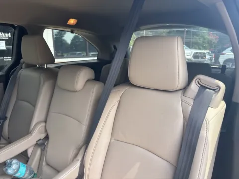 More photos of 2021 Honda Odyssey EX-L at Jerry Hunt Supercenter - Lexington, NC