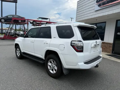 More photos of 2018 Toyota 4Runner at Jerry Hunt Supercenter - Lexington, NC