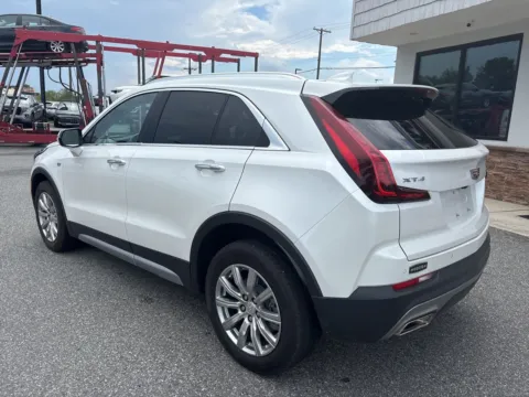 More photos of 2023 Cadillac XT4 Premium Luxury at Jerry Hunt Supercenter - Lexington, NC