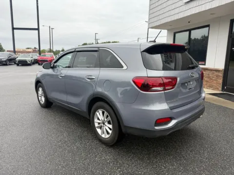 More photos of 2020 Kia Sorento LX at Jerry Hunt Supercenter - Lexington, NC