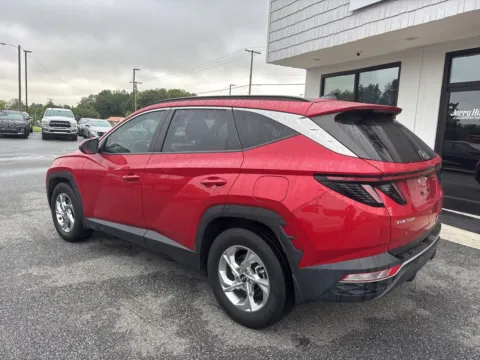More photos of 2022 Hyundai Tucson SEL at Jerry Hunt Supercenter - Lexington, NC