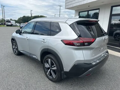 More photos of 2023 Nissan Rogue SL at Jerry Hunt Supercenter - Lexington, NC