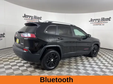 More photos of 2020 Jeep Cherokee Latitude at Jerry Hunt Supercenter - Lexington, NC