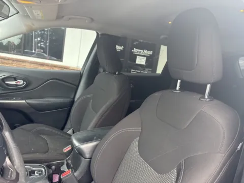 Photos of 2020 Jeep Cherokee Latitude for sale in Lexington, NC at Jerry Hunt Supercenter - Lexington