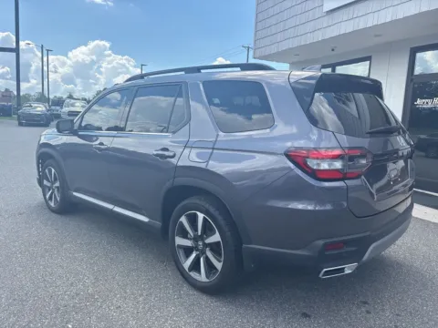More photos of 2025 Honda Pilot Touring at Jerry Hunt Supercenter - Lexington, NC