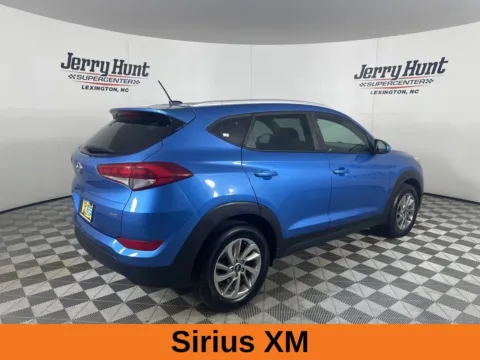 More photos of 2016 Hyundai Tucson SE at Jerry Hunt Supercenter - Lexington, NC