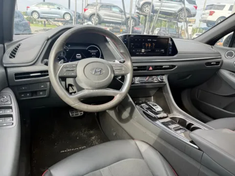 More photos of 2022 Hyundai Sonata SEL Plus at Jerry Hunt Supercenter - Lexington, NC