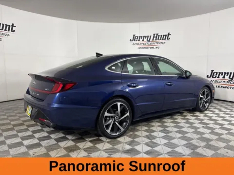 More photos of 2022 Hyundai Sonata SEL Plus at Jerry Hunt Supercenter - Lexington, NC