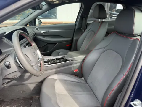 Photos of 2022 Hyundai Sonata SEL Plus for sale in Lexington, NC at Jerry Hunt Supercenter - Lexington