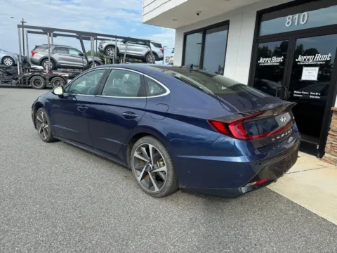 More photos of 2022 Hyundai Sonata SEL Plus at Jerry Hunt Supercenter - Lexington, NC