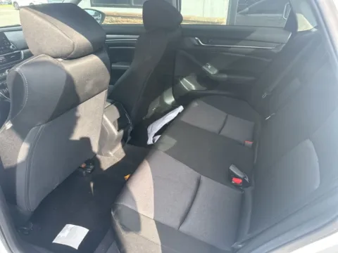 More photos of 2019 Honda Accord LX at Jerry Hunt Supercenter - Lexington, NC