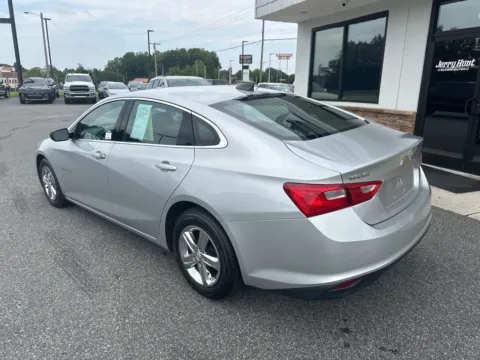 More photos of 2022 Chevrolet Malibu LS at Jerry Hunt Supercenter - Lexington, NC