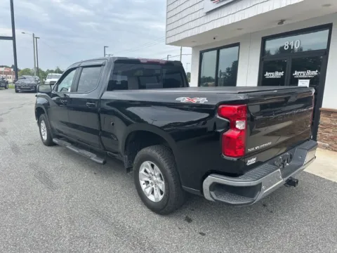 More photos of 2021 Chevrolet Silverado 1500 LT at Jerry Hunt Supercenter - Lexington, NC