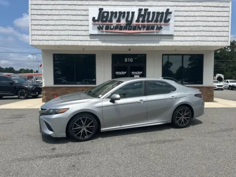Silver 2021 Toyota Camry SE for sale in Lexington, NC