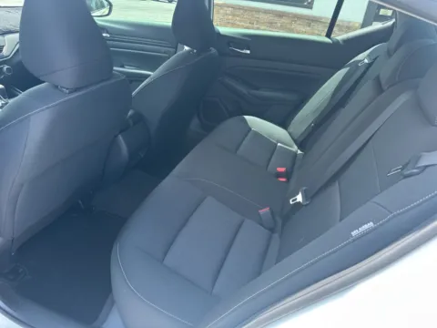 More photos of 2021 Nissan Altima 2.5 S at Jerry Hunt Supercenter - Lexington, NC