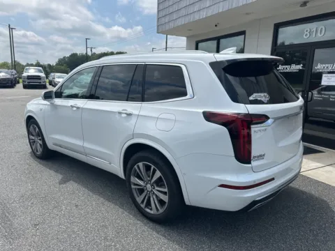 More photos of 2020 Cadillac XT6 Premium Luxury at Jerry Hunt Supercenter - Lexington, NC