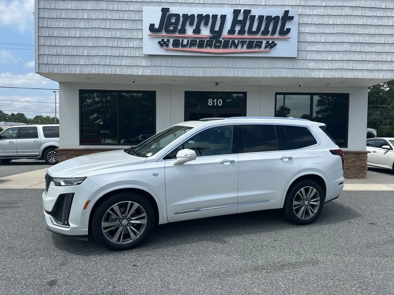 White 2020 Cadillac XT6 Premium Luxury for sale in Lexington, NC