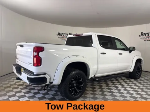 More photos of 2019 Chevrolet Silverado 1500 Custom at Jerry Hunt Supercenter - Lexington, NC